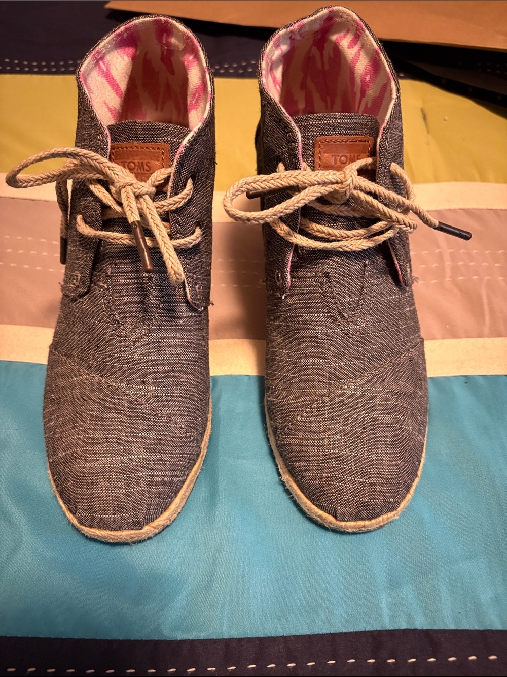 TOMS Chambray Wedge boots with Pink Lining